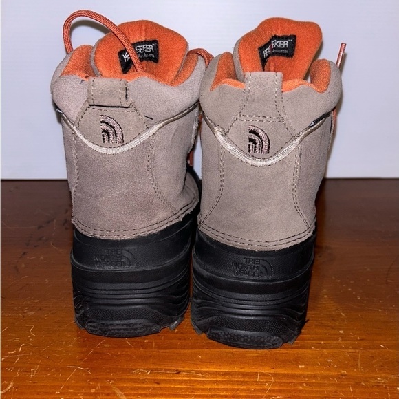 The North Face waterproof youth chilkat lace II -‎ Size 5 - Picture 3 of 5